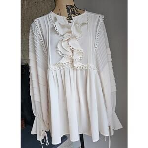 Cistar Beautiful Feminine Boho Cream Ruffled Blouse, Tiered Sleeves, NWOT, Sz M
